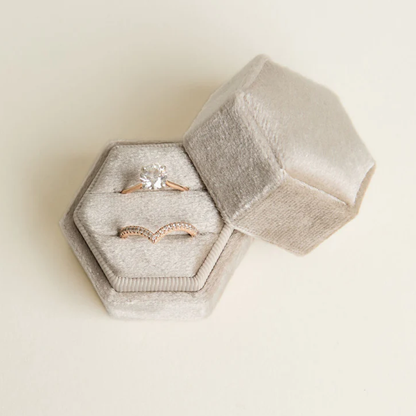 velvet ring boxes packaging